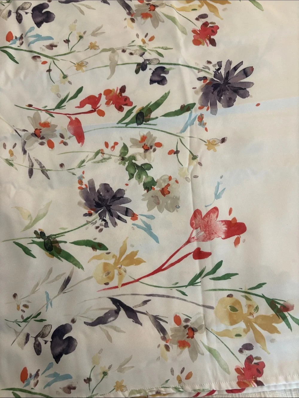 N/A white polyester